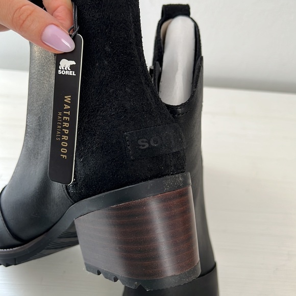 Sorel waterproof women’s booties - Picture 6 of 8